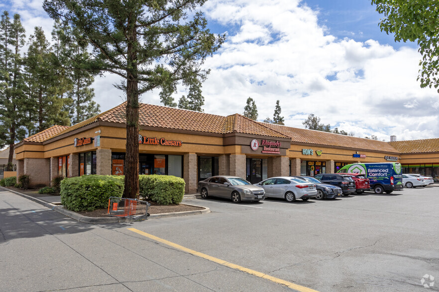 3209-3241 W Shaw Ave, Fresno, CA for rent - Building Photo - Image 1 of 6