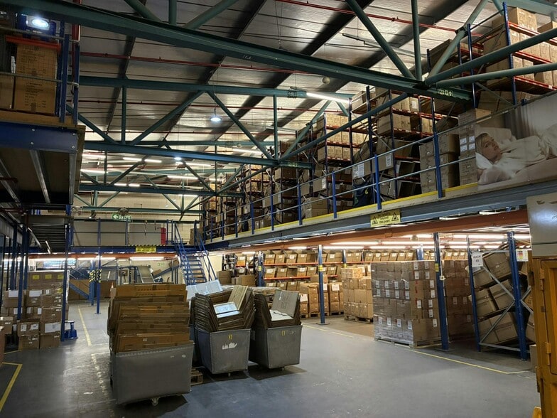 Fields Farm Rd, Nottingham to rent - Building Photo - Image 2 of 6