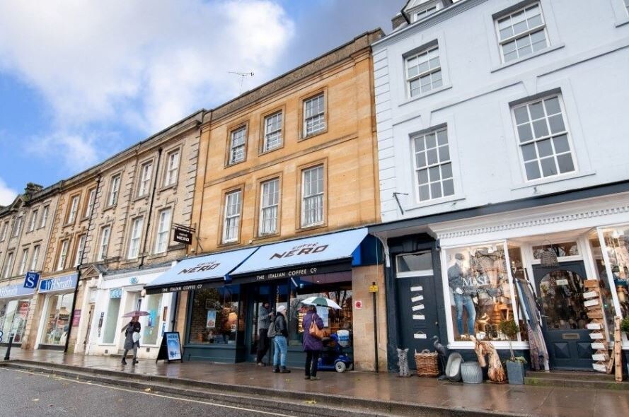 10-10A High St, Chipping Norton for sale Primary Photo- Image 1 of 1