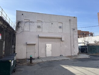 More details for 12 Sands St, Staten Island, NY - Light Industrial for Sale