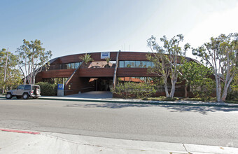 29160 Heathercliff Rd, Malibu, CA for rent Building Photo- Image 1 of 8