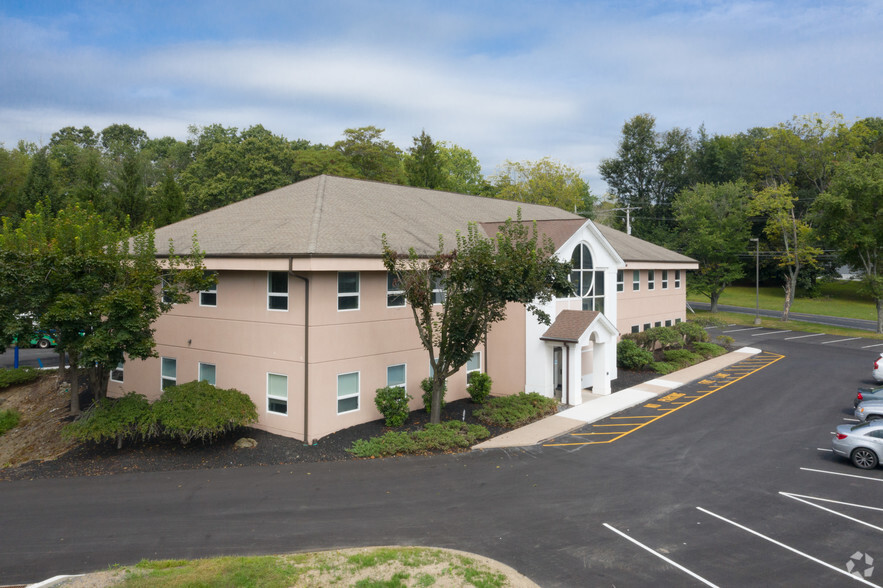 100 Plaza Ct, East Stroudsburg, PA for sale - Primary Photo - Image 1 of 1