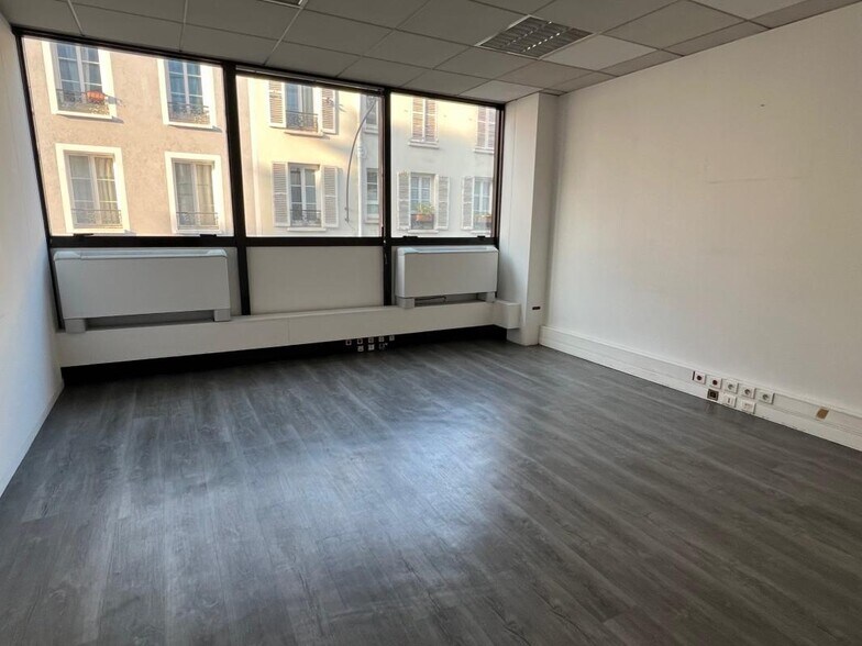 92 Rue Edouard Vaillant, Levallois-Perret to rent - Interior Photo - Image 3 of 3