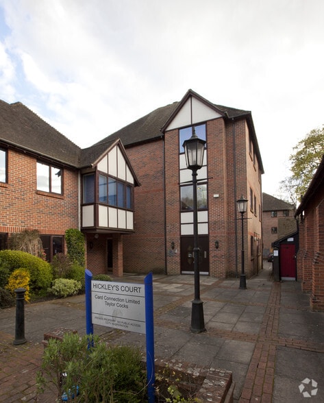 South St, Farnham for sale - Primary Photo - Image 1 of 2