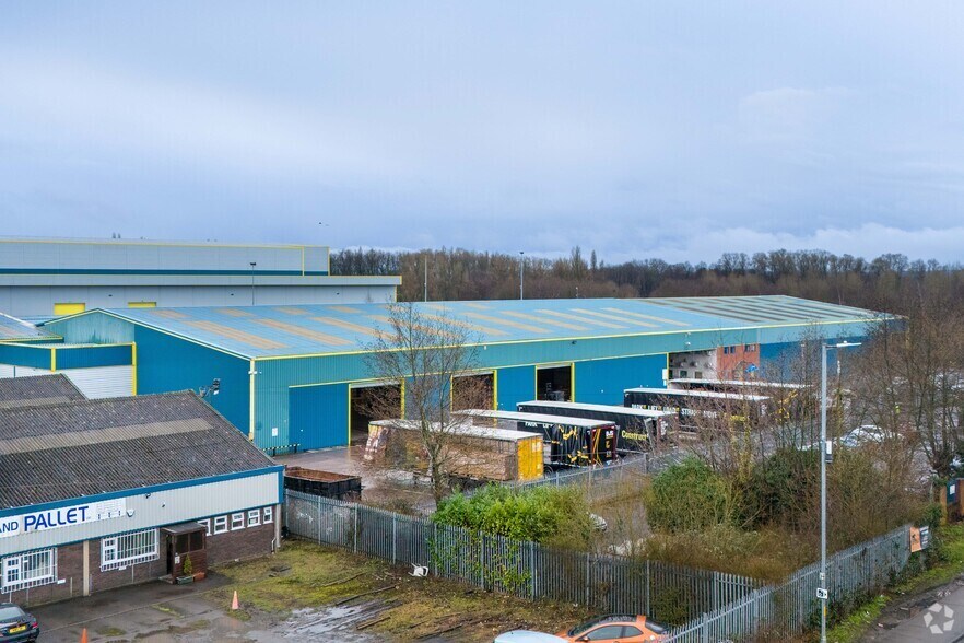 Noose Ln, Willenhall for sale - Primary Photo - Image 1 of 1