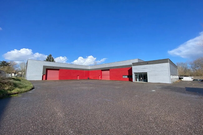 Location Entrepôt 1 570 m²