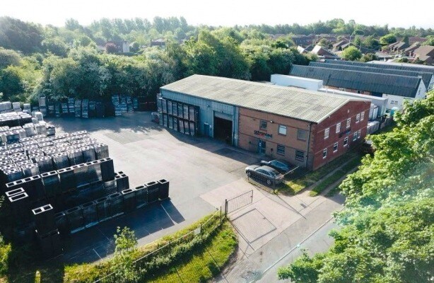 Cemetery Rd, Telford to rent - Building Photo - Image 3 of 5