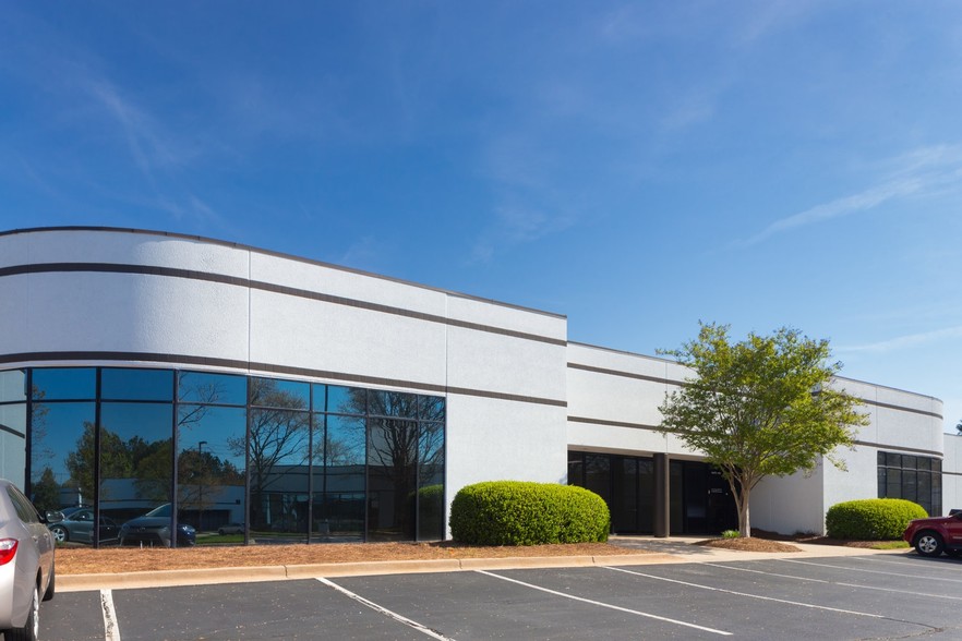 3100 Breckinridge Blvd, Duluth, GA for rent - Building Photo - Image 2 of 13