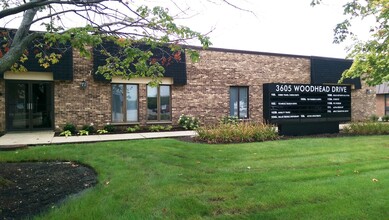 3605 Woodhead Dr, Northbrook, IL for rent Building Photo- Image 1 of 7