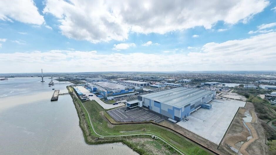 350 The Power House, Dartford to rent - Building Photo - Image 2 of 19