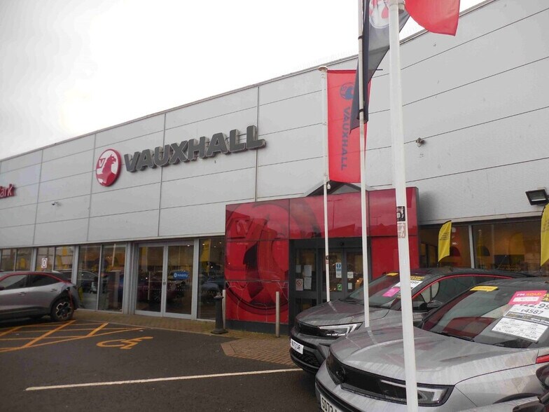 East Dock St, Dundee to rent - Building Photo - Image 2 of 3