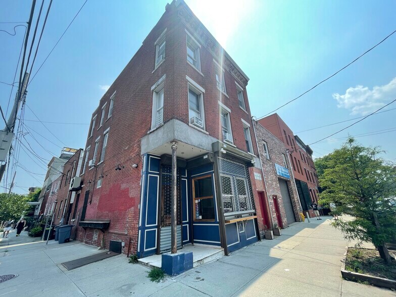 365 Van Brunt St, Brooklyn, NY for sale - Building Photo - Image 1 of 1