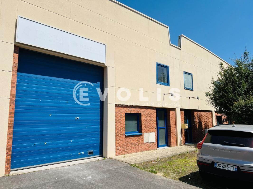 Light Industrial in Moissy-Cramayel for sale Building Photo- Image 1 of 12