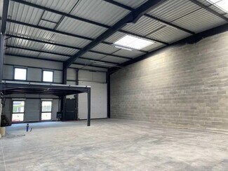 More details for 100 Rue De L'Industrie, Saint-Priest - Light Industrial to Rent