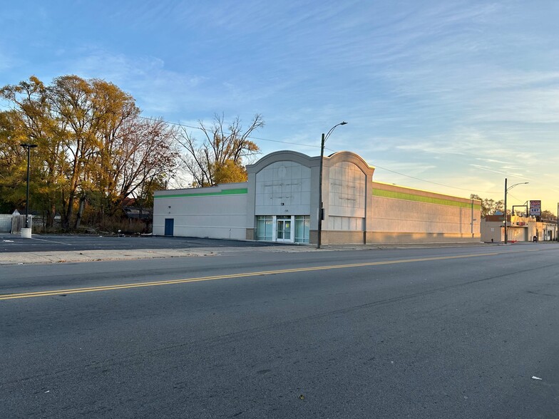 13018 Fenkell St, Detroit, MI for sale - Building Photo - Image 1 of 9