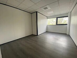 8 Rue Des Campanules, Lognes to rent Interior Photo- Image 2 of 4