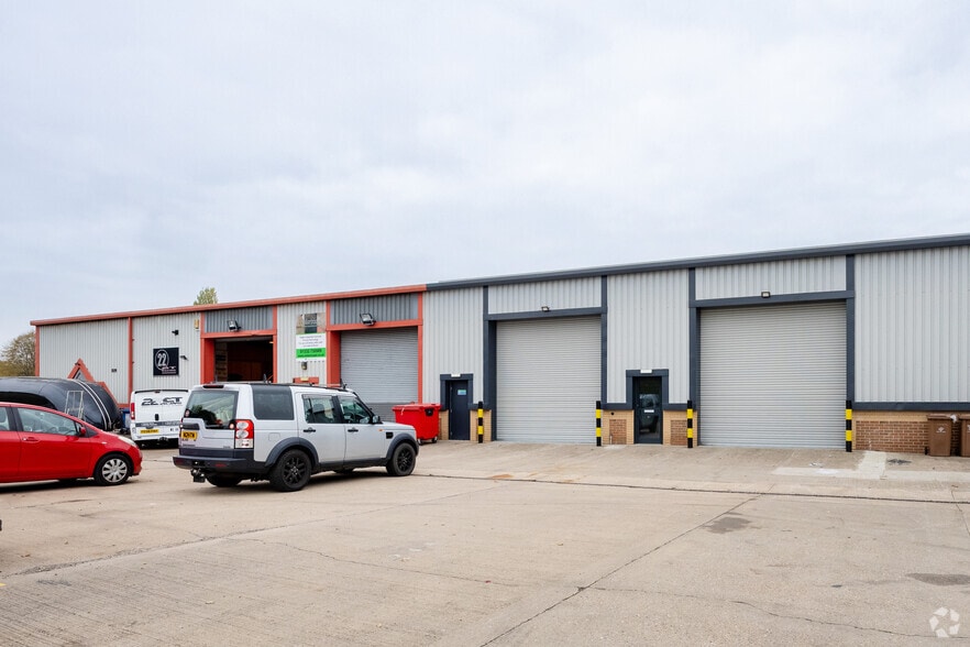 Sinfin Ln, Derby to rent - Building Photo - Image 2 of 3