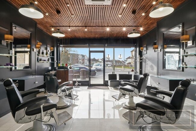 More details for 10 Bittacy Hl, London - Retail to Rent