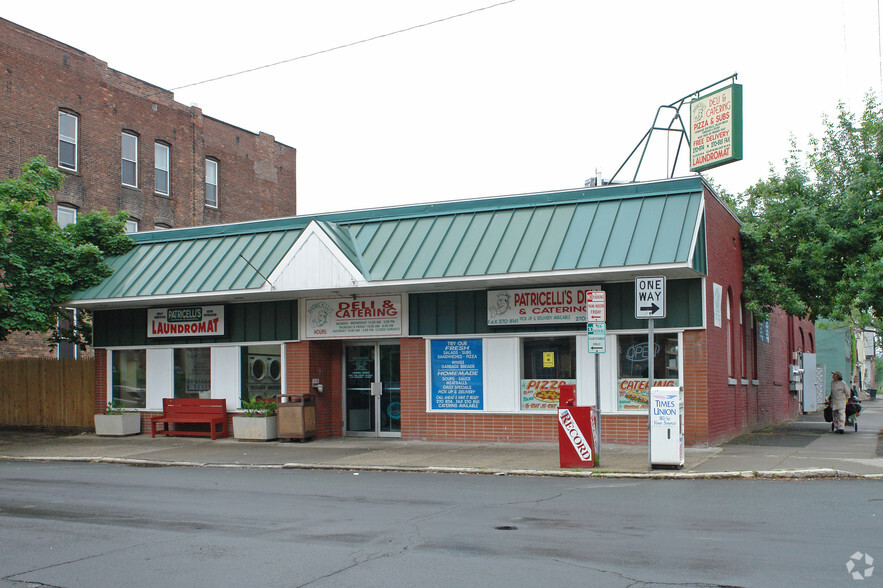 219 2nd St, Troy, NY for sale - Primary Photo - Image 1 of 2