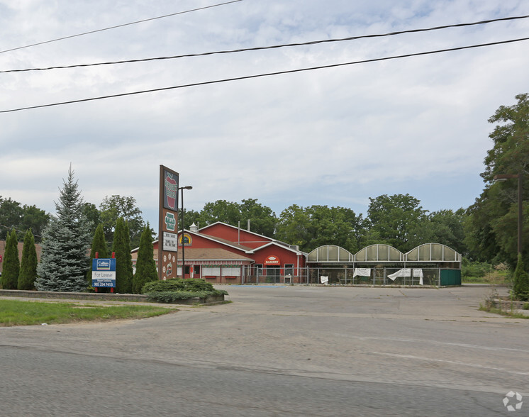 537 Ontario St, St Catharines, ON for sale - Primary Photo - Image 1 of 4