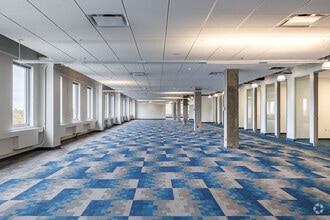 1375 Peachtree St NE, Atlanta, GA to rent Interior Photo- Image 2 of 7