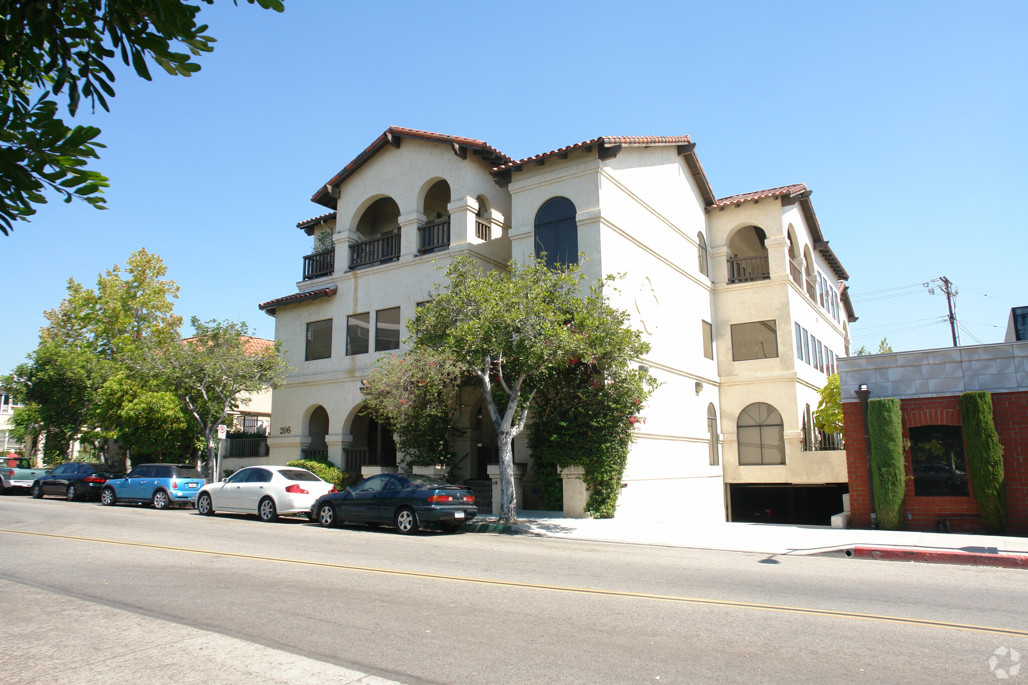 206 N Jackson St, Glendale, CA for rent Building Photo- Image 1 of 8