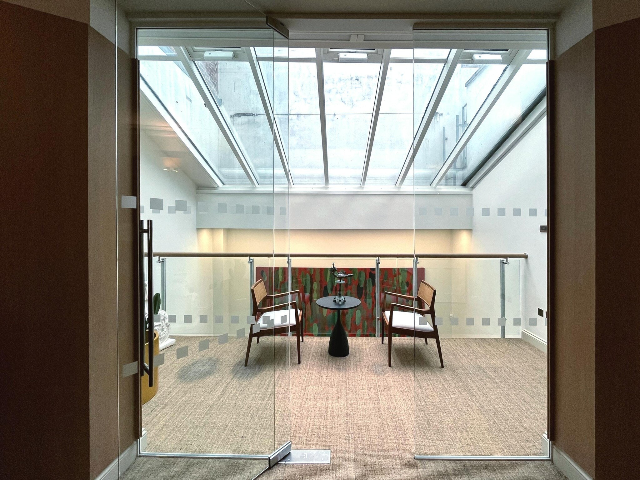 26 Seymour St, London to rent Building Photo- Image 1 of 7