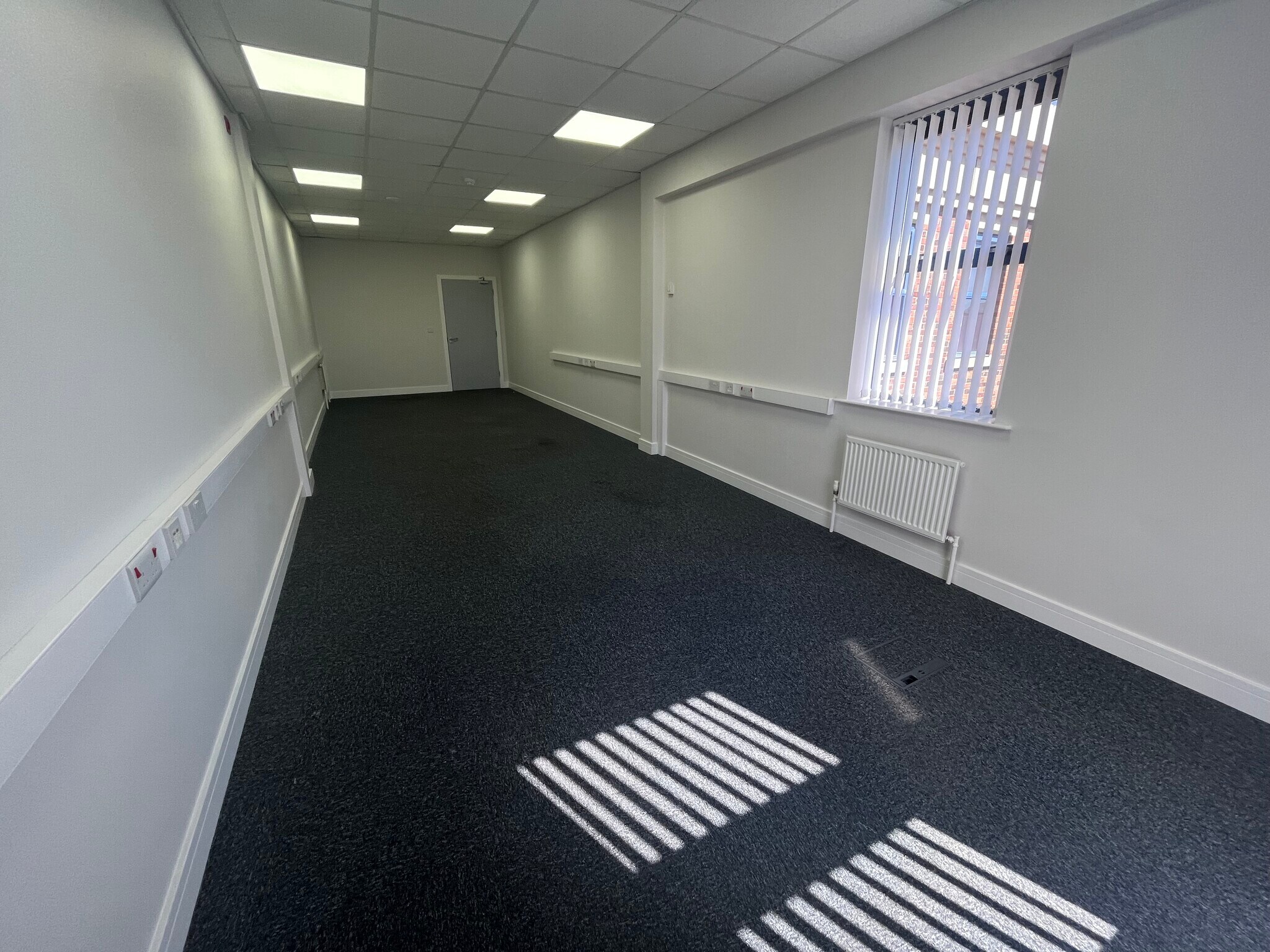 Wesley Sq, Hartlepool to rent Interior Photo- Image 1 of 4