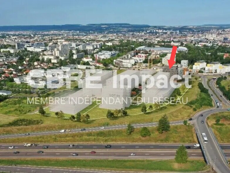 Retail in Saint-Apollinaire to rent - Building Photo - Image 2 of 4