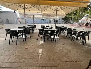 Retail in Sant Pere de Ribes, Barcelona to rent Building Photo- Image 2 of 7