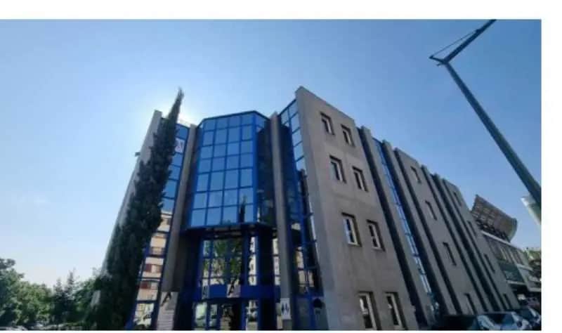 Office in Lyon to rent Building Photo- Image 1 of 6