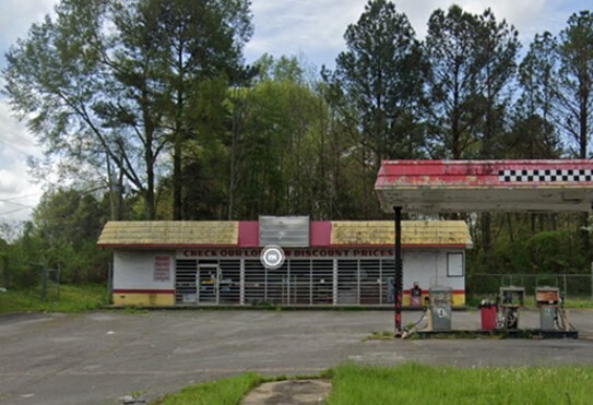 605 Broadway Ave, Talladega, AL for sale - Primary Photo - Image 2 of 2