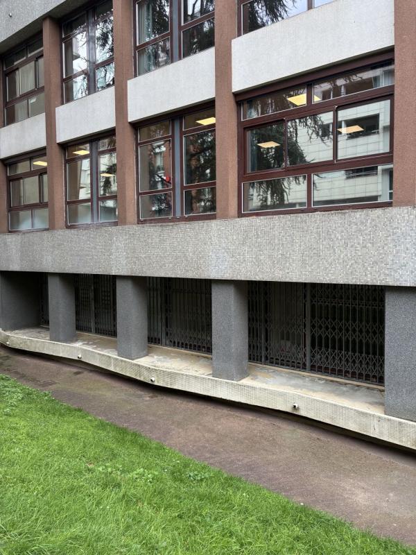 Office in Boulogne-Billancourt to rent Building Photo- Image 1 of 7