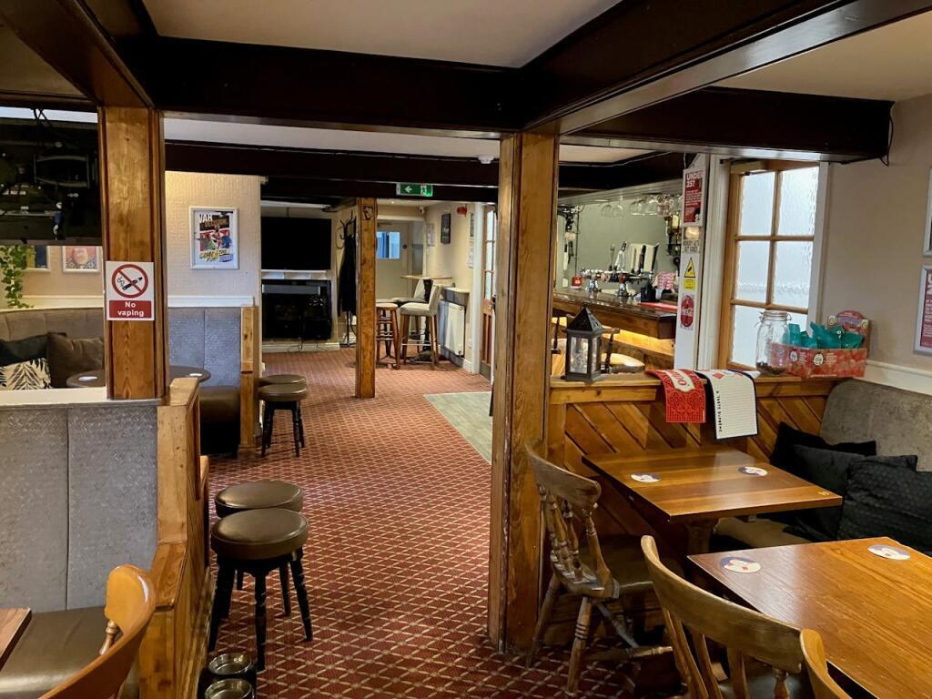 4 Royal Oak Av, Blackburn to rent Interior Photo- Image 1 of 1