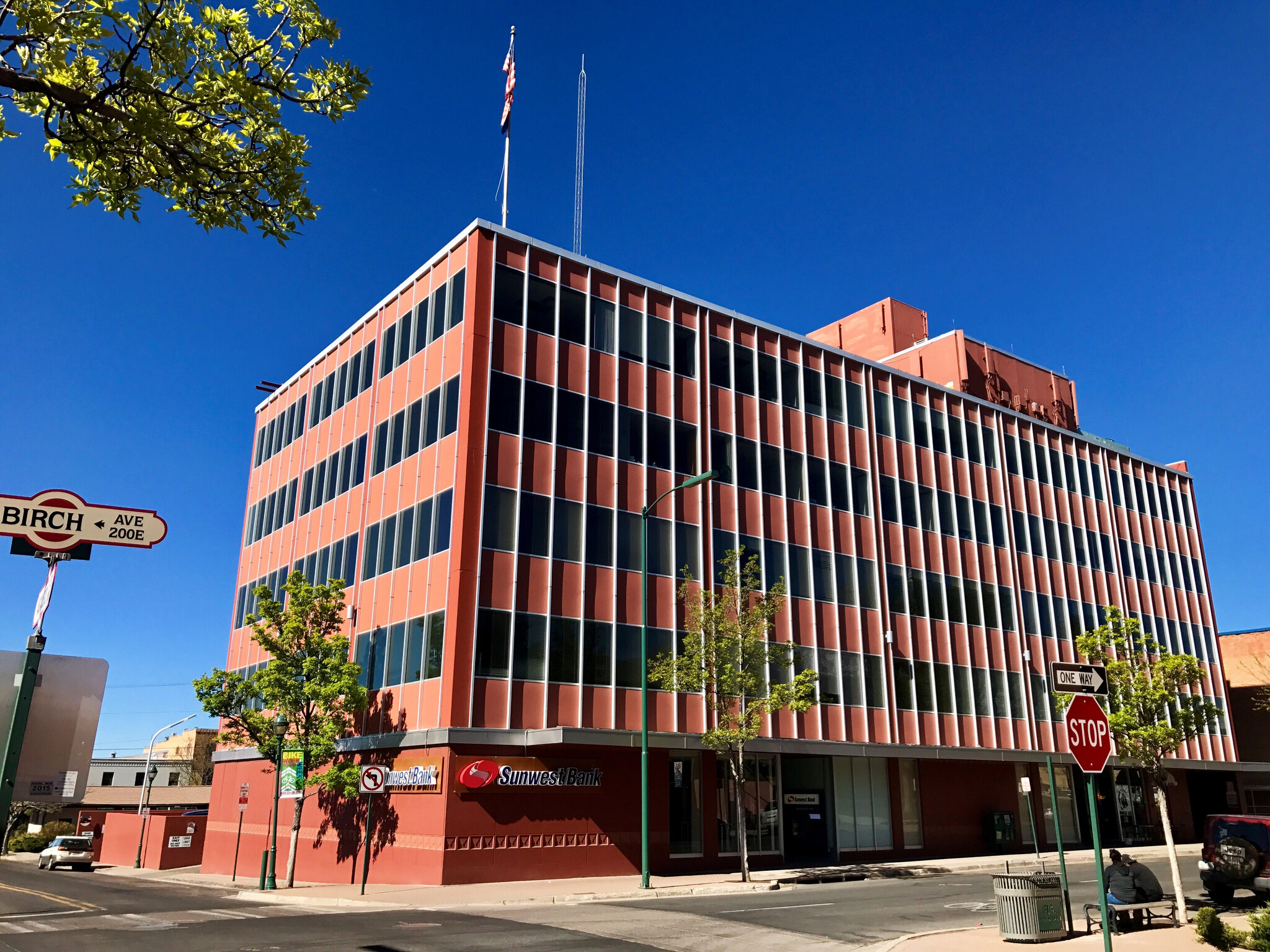 121 E Birch Ave, Flagstaff, AZ for rent Building Photo- Image 1 of 7