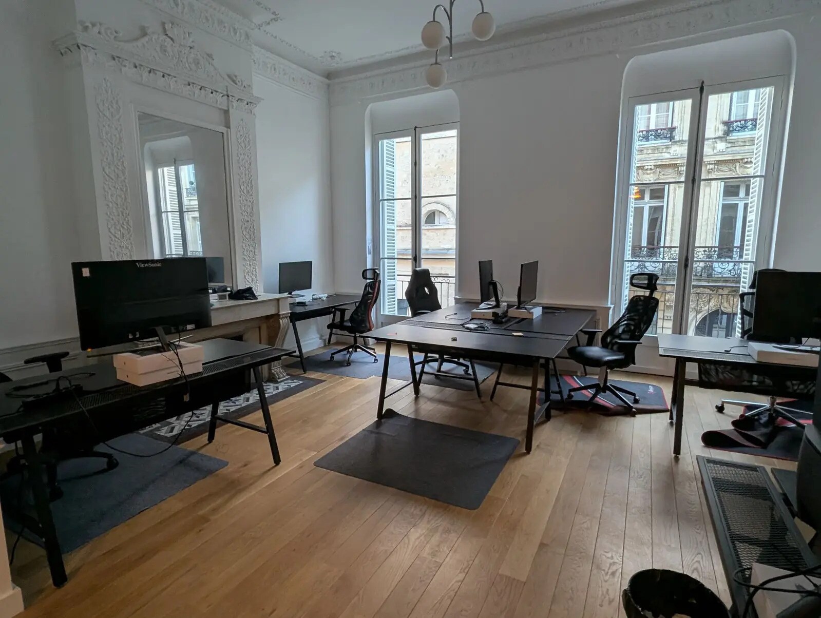 3 Rue Michel Montaigne, Bordeaux to rent Interior Photo- Image 1 of 13