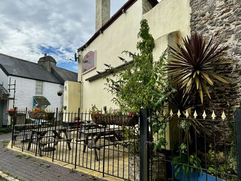 Victoria St, Totnes for sale - Building Photo - Image 3 of 11