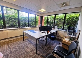 Bunnian Pl, Basingstoke to rent Interior Photo- Image 2 of 4
