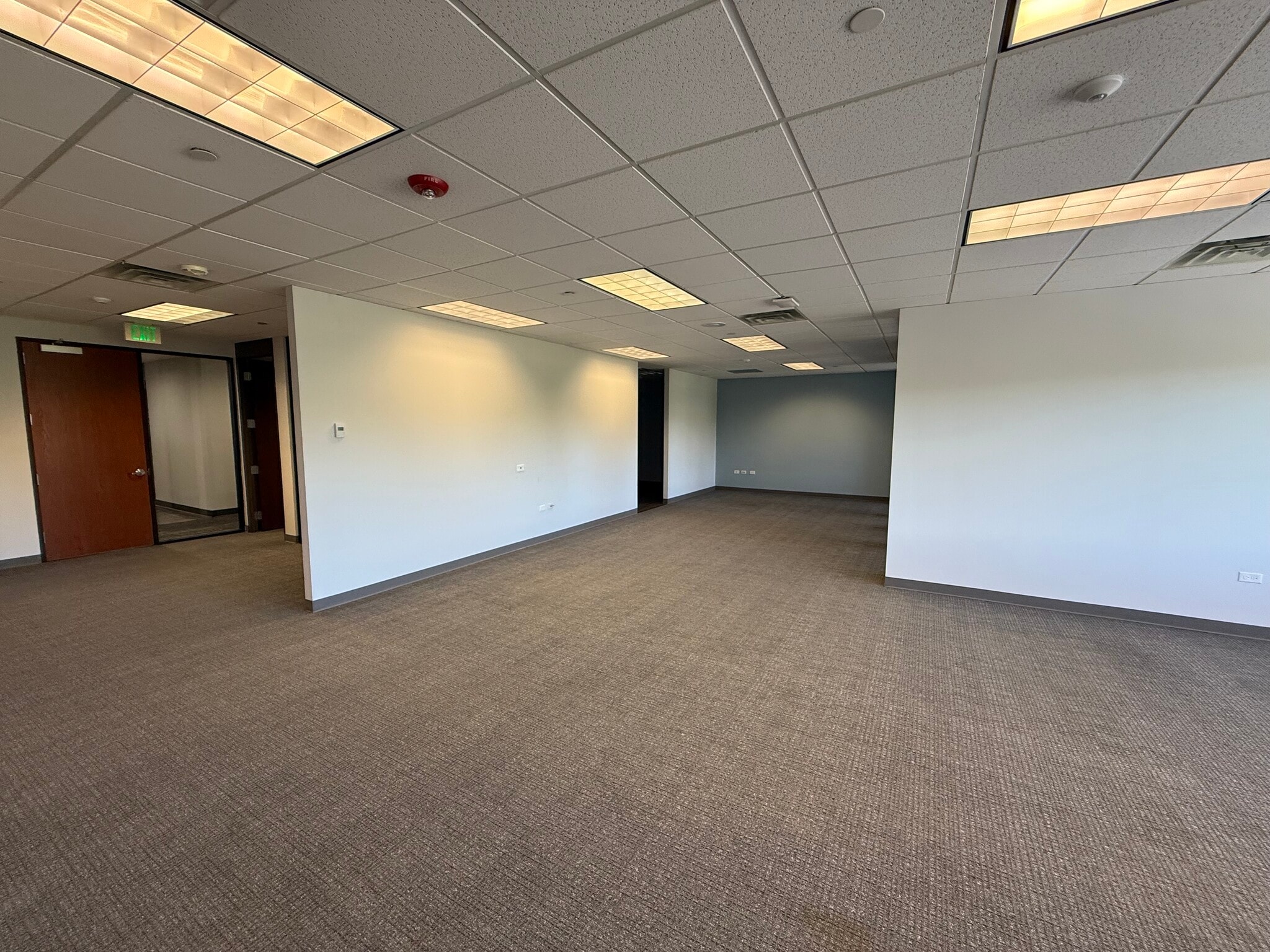 12596 W Bayaud Ave, Lakewood, CO to rent Interior Photo- Image 1 of 10