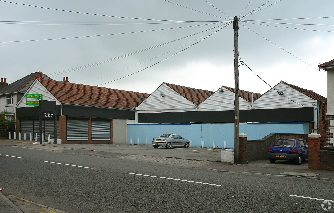 3739 Birchgrove Rd, Cardiff CF14 1RR UK