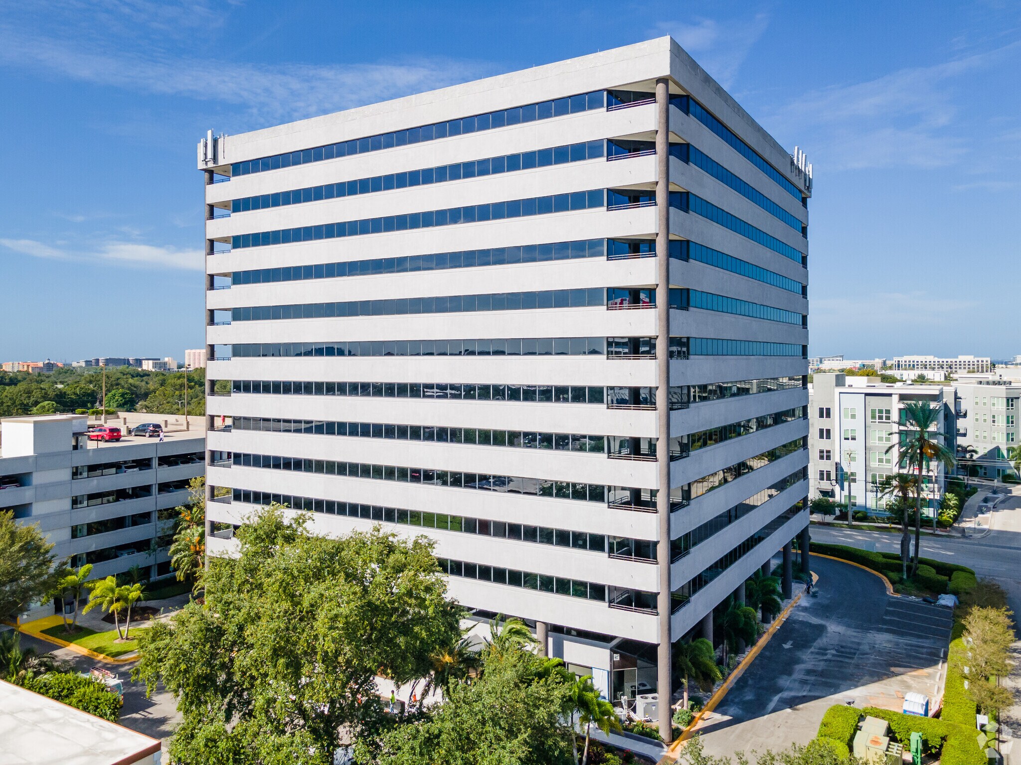 2203 N Lois Ave, Tampa, FL to rent Building Photo- Image 1 of 11