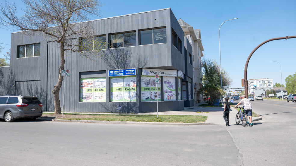 1901 Centre St NW, Calgary, AB for sale - Building Photo - Image 2 of 16