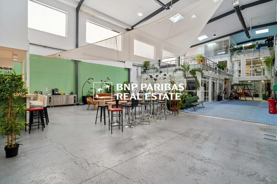 Office in Clichy to rent - Interior Photo - Image 3 of 14