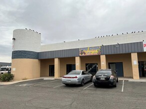 2030 W Deer Valley Rd, Phoenix, AZ for rent Building Photo- Image 1 of 15