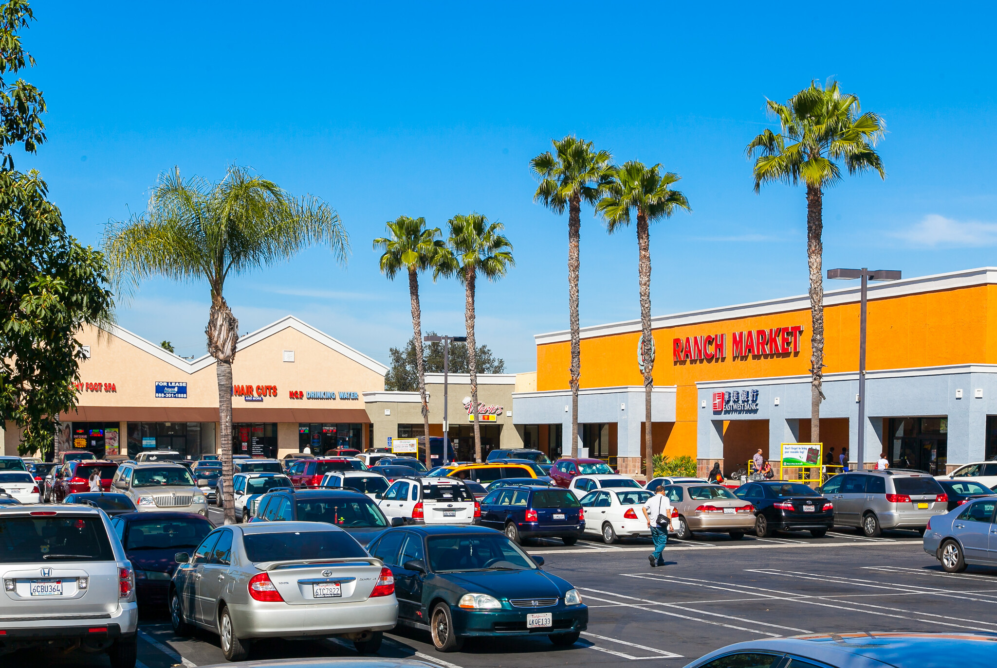 601-697 N Euclid St, Anaheim, CA for rent Building Photo- Image 1 of 10