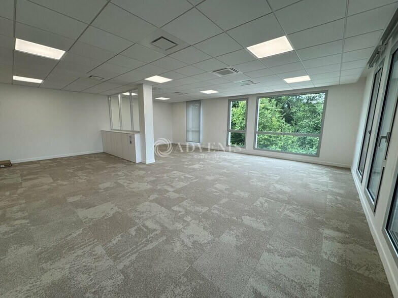 Office in Serris for sale - Interior Photo - Image 3 of 9