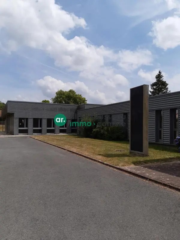 Location Bureaux 1 010 m² - Photo 1