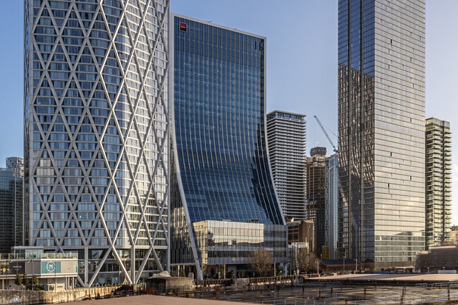 More details for 1-5 Bank St, London - Office to Rent