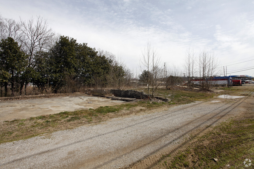 W College St, Pulaski, TN for sale - Primary Photo - Image 1 of 1