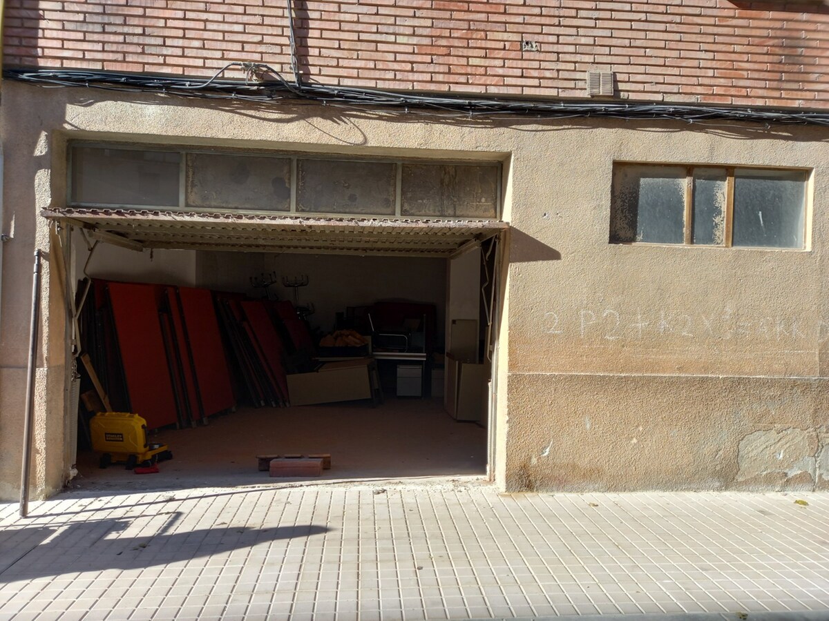 Soria, SOR 42003 - Unit - - - Interior Photo - Image 1 of 4